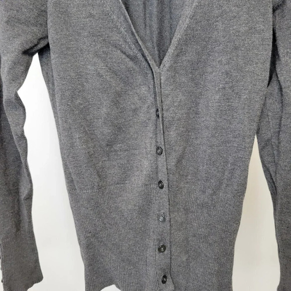 Smart Set  Button Cardigan - Picture 3 of 6